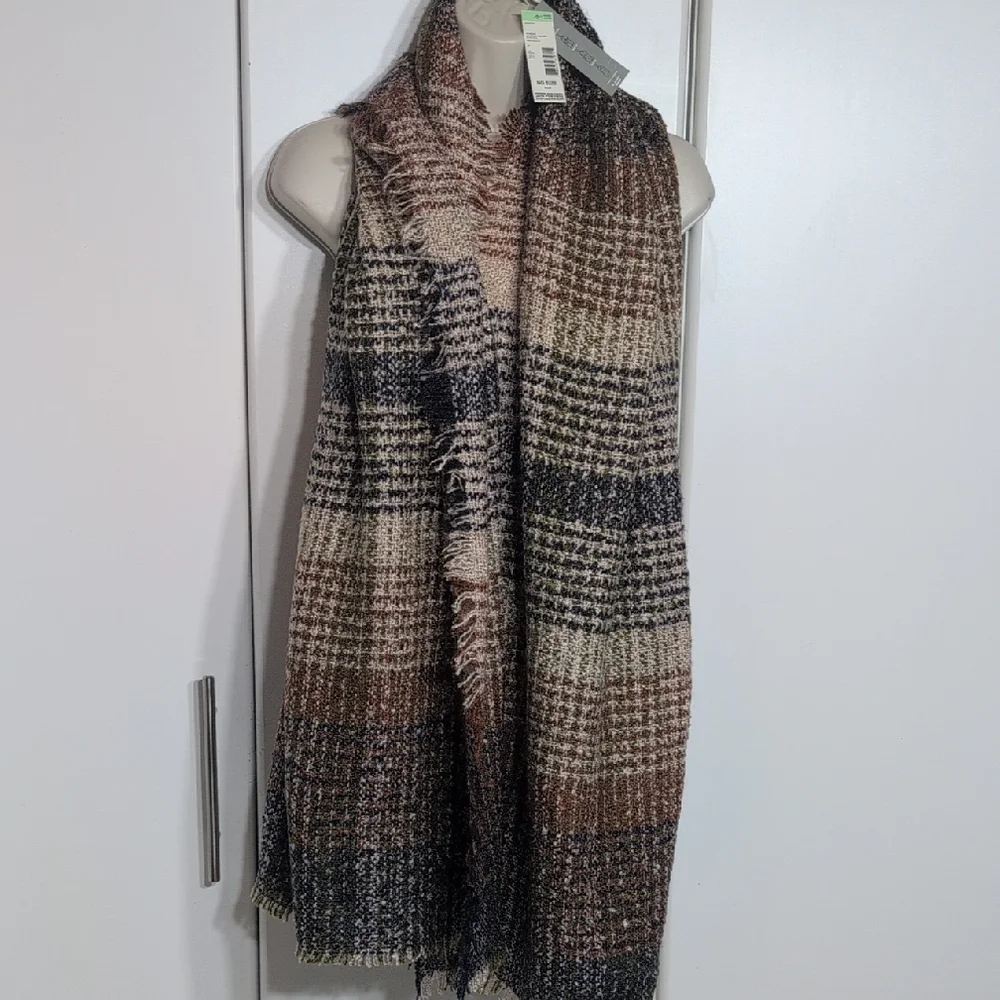 Sears Women's Superbrush Plaid Wrap in Blue and Brown